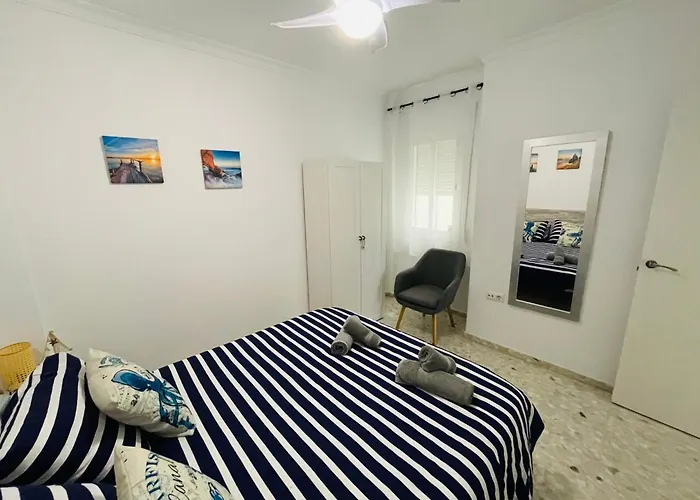 Apartamento Conil Playa & Centrico, Con Aire Acond Y Wifi -Solo Familias Y Parejas-