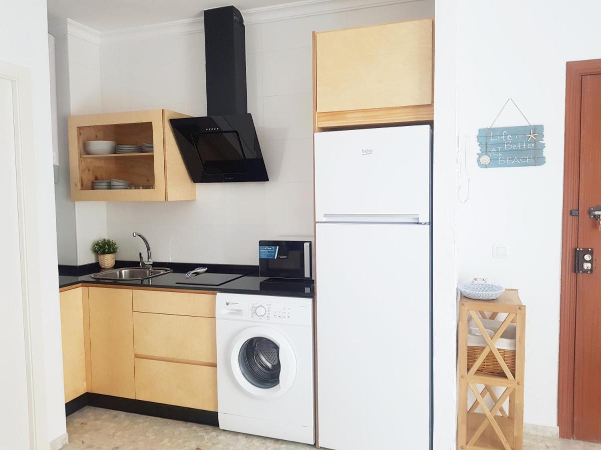 Apartment Conil Playa & Centrico, Con Aire Acond Y Wifi -solo Familias Y Parejas- Conil De La Frontera