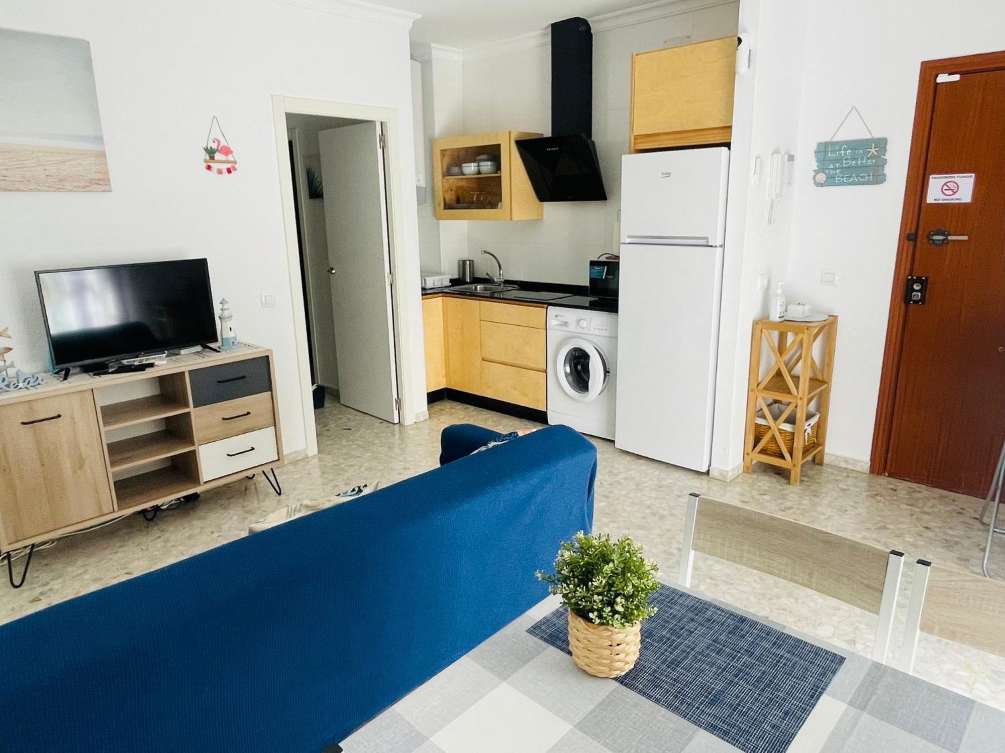 Apartment Conil Playa & Centrico, Con Aire Acond Y Wifi -solo Familias Y Parejas-