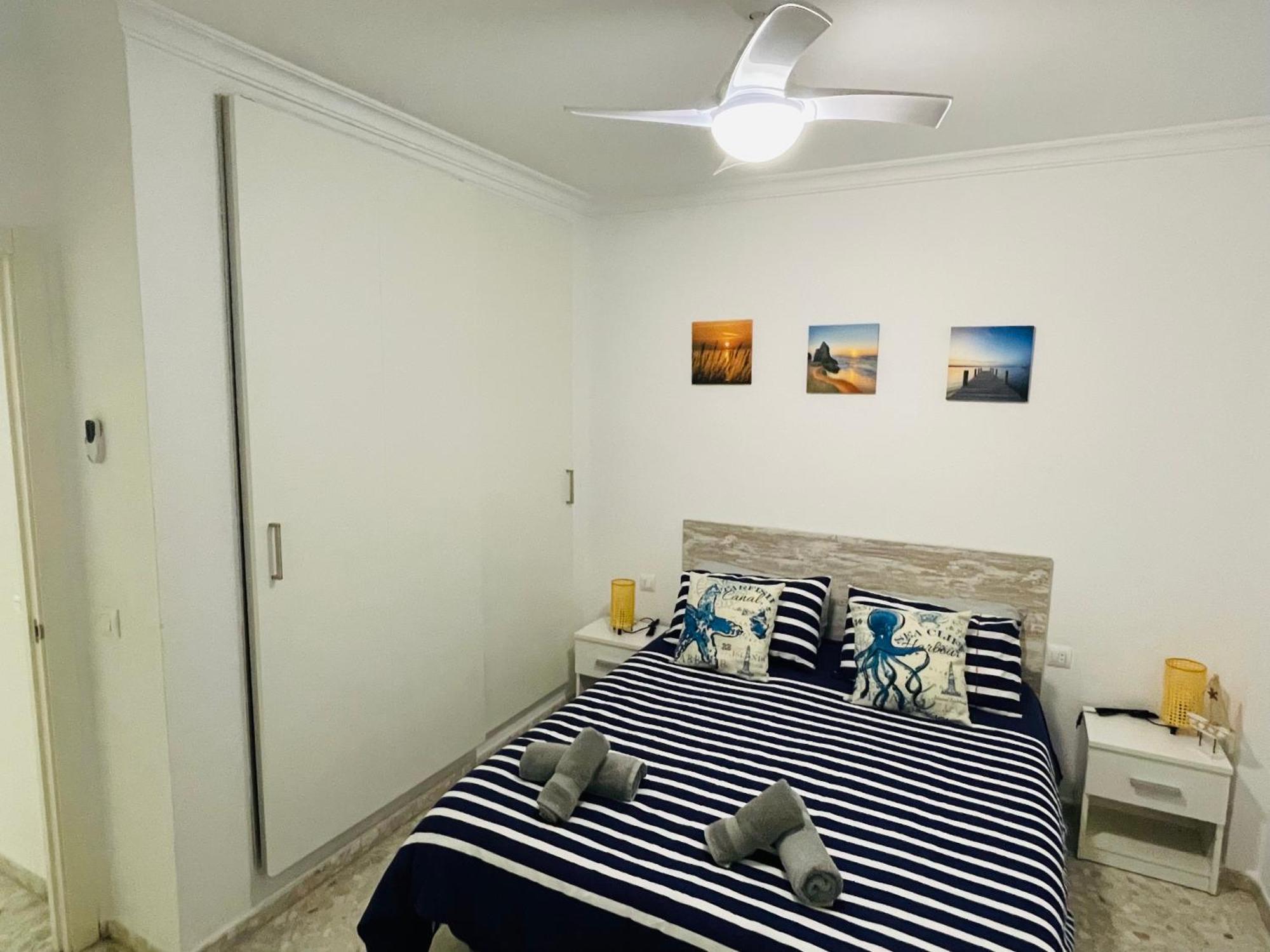 Conil Playa & Centrico, Con Aire Acond Y Wifi -solo Familias Y Parejas-