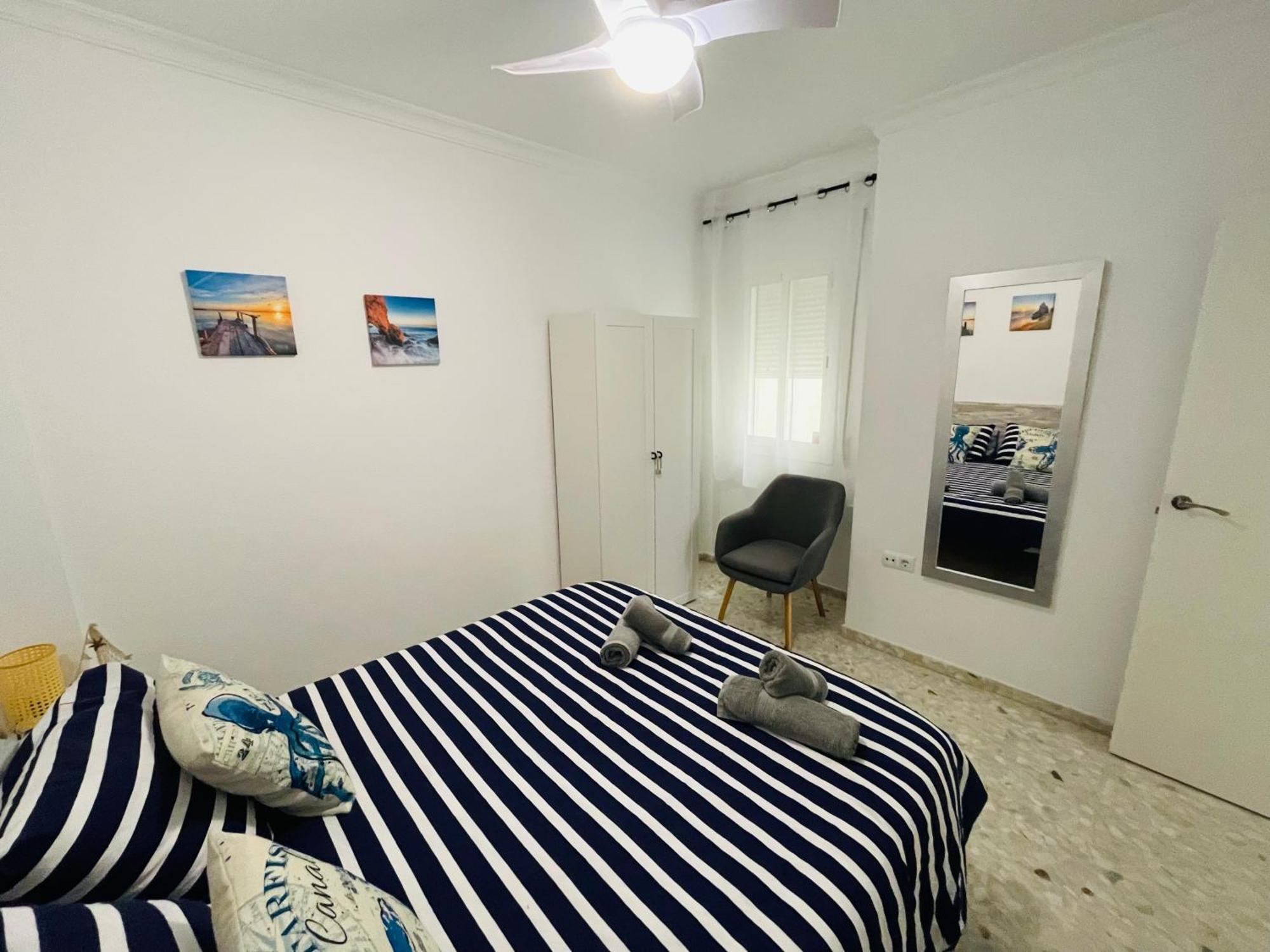 Conil Playa & Centrico, Con Aire Acond Y Wifi -solo Familias Y Parejas-